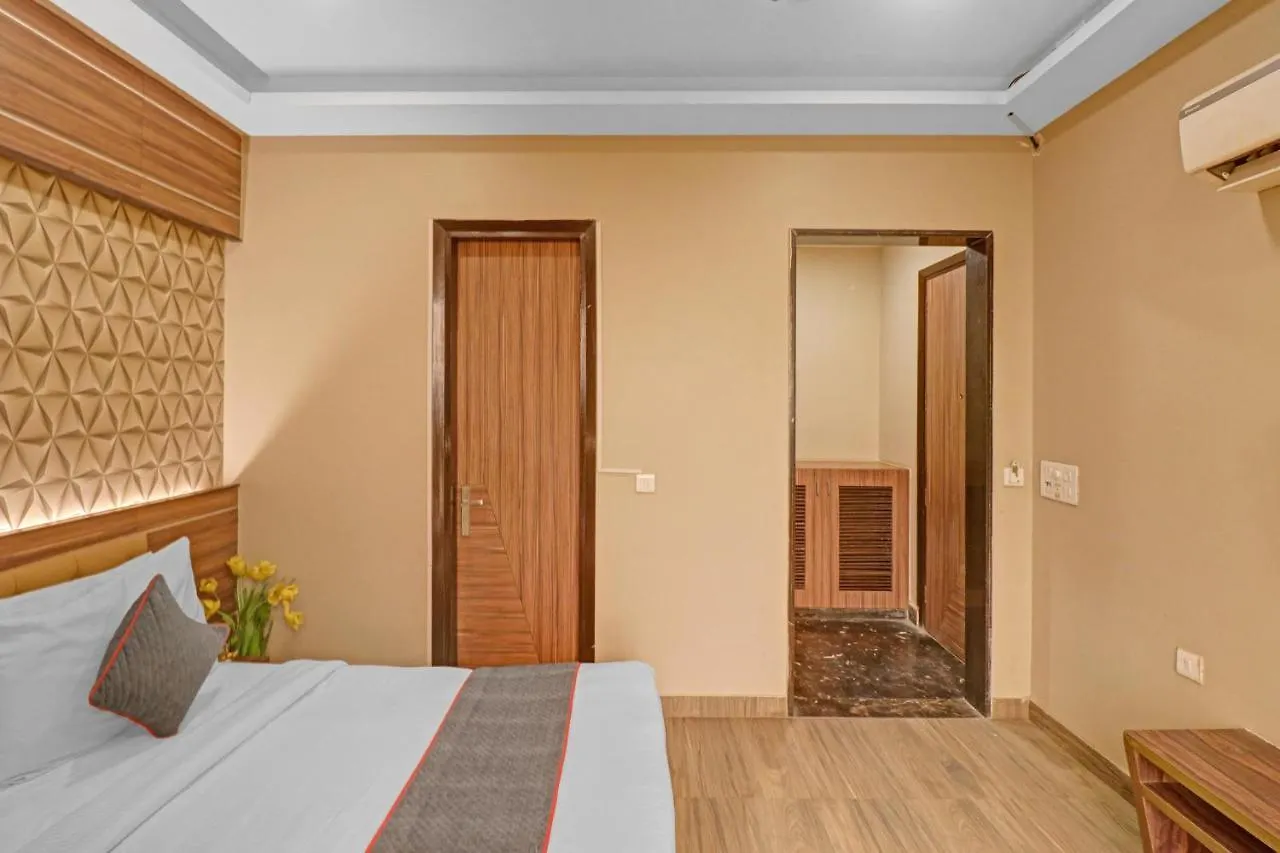 Townhouse 450 Dwarka Hotell Delhi  4*, Delhi (National Capital Territory of India) Indien